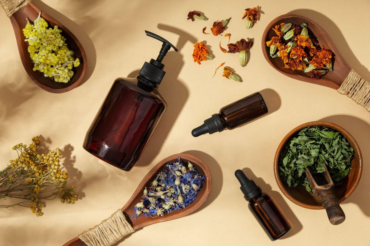 Organic essential oils and skincare products highlighting the 2026 Slow Beauty trend at PAÑPURI Gaysorn Tower